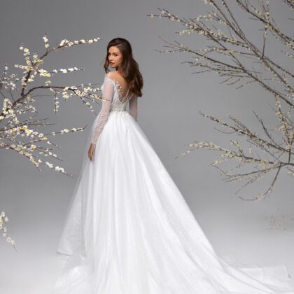 Maßgeschneidertes Brautkleid: Elena von Ricca Spsoa