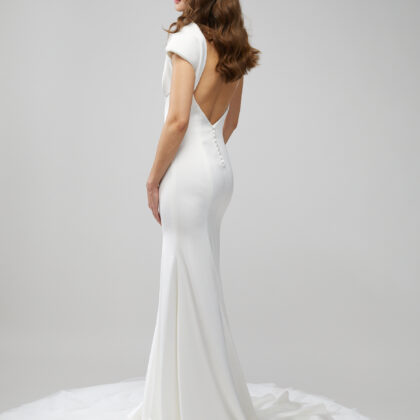 Maßgeschneidertes Hochzeitskleid von Otilia Brailoiu
