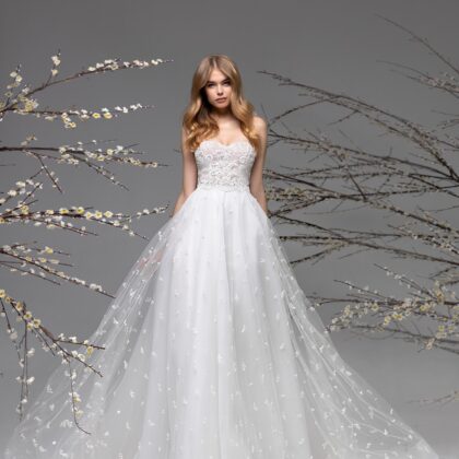 Giulia von RIcca Sposa: Maßgeschneidertes Hochzeitskleid