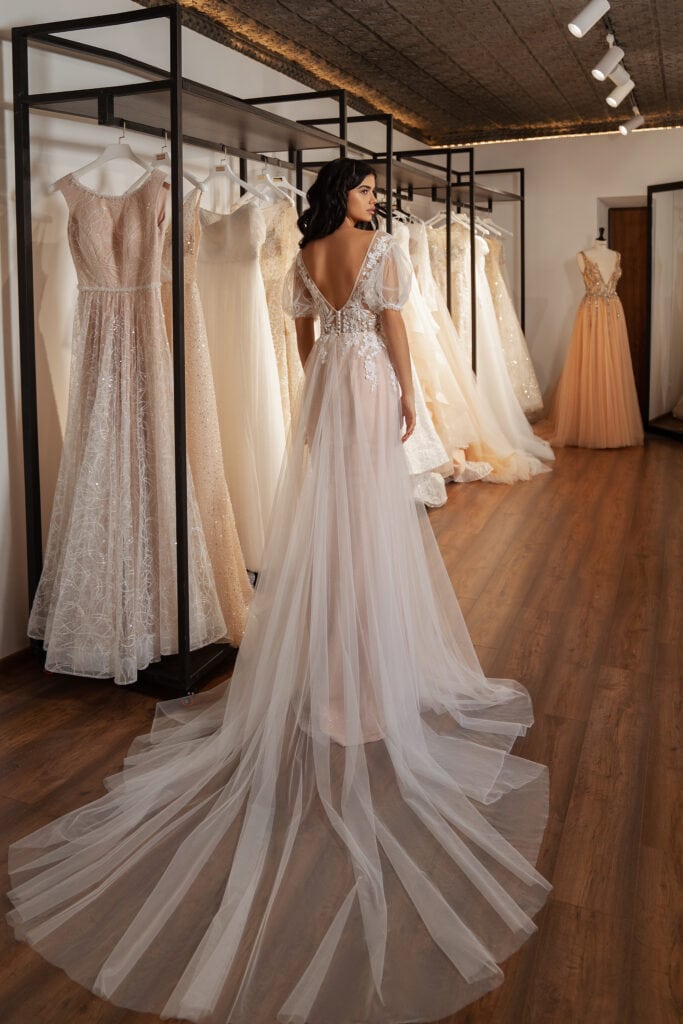 Eleonora von Elena Morar: Maßgeschneidertes Hochzeitskleid