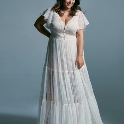 Plus Size Brautkleid in A-Linie: Kasia von Marta Trojanowska