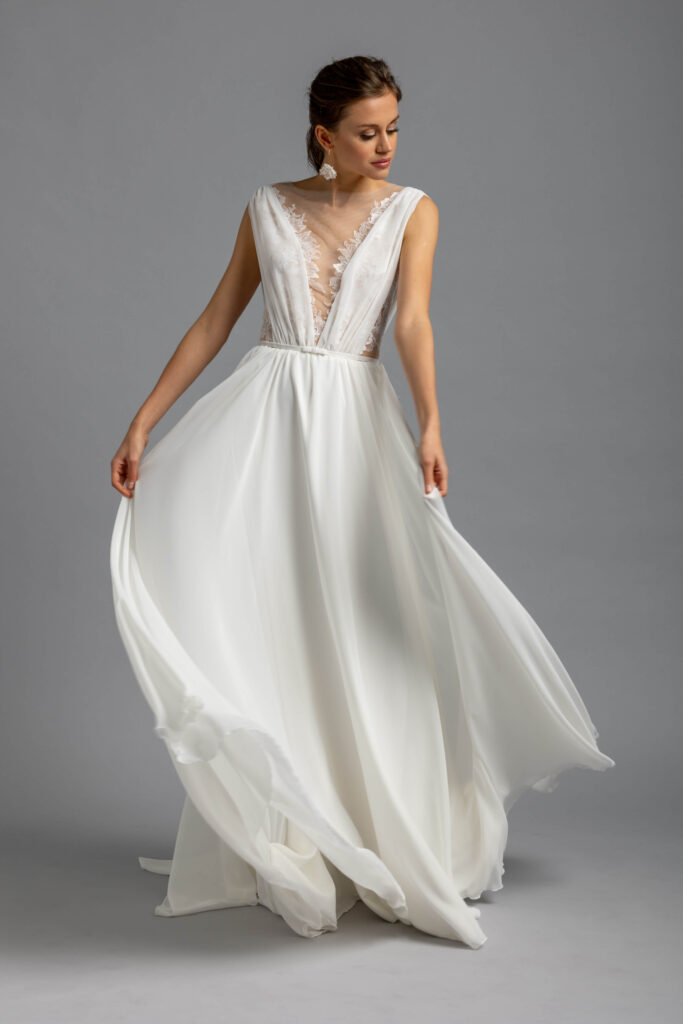 Beatrica von One&Only: Hochzeitskleid maßgeschneidert von Weddista