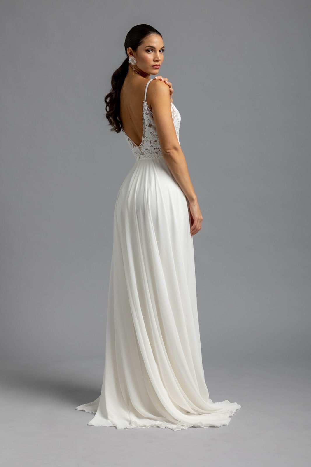 Charlotte von Weddista - Maßgeschneidertes Brautkleid von One&Only