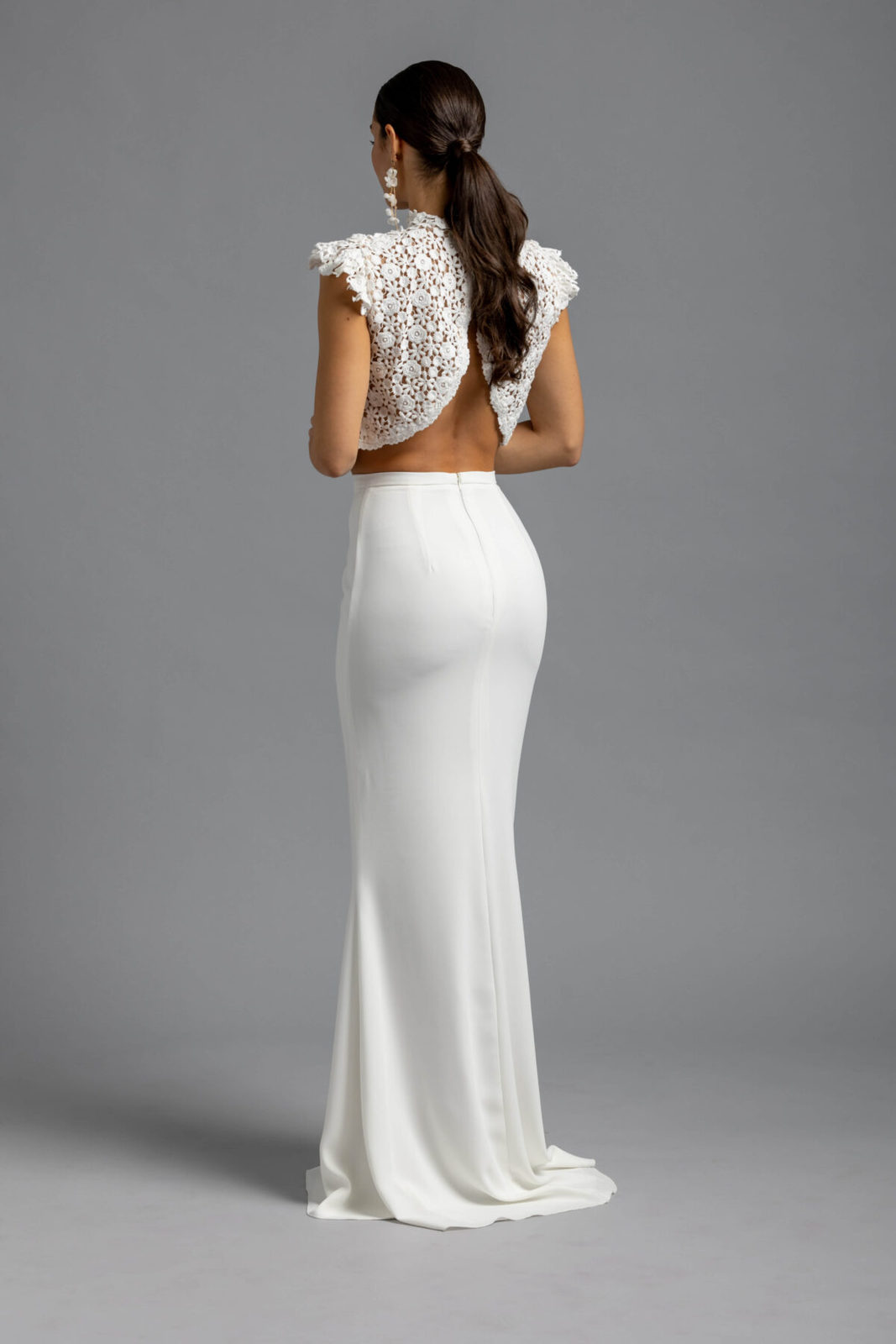 Cordelia - Brautkleid von One&Only - Weddista 02 Zweiteiliges Brautkleid Cordelia von One&Only: Maßgeschneiderte Brautmode von Weddista