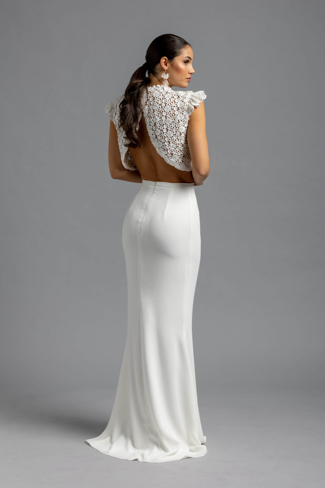 Cordelia - Brautkleid von One&Only - Weddista 03 Zweiteiliges Brautkleid Cordelia von One&Only: Maßgeschneiderte Brautmode von Weddista