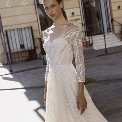 Langärmeliges Brautkleid Mona von Ricca Sposa: Maßgeschneidert von Weddista