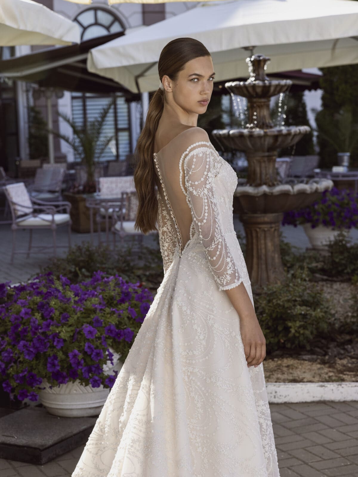Mona - Brautkleid von Ricca Sposa - Weddista 02 Langärmeliges Brautkleid Mona von Ricca Sposa: Maßgeschneidert von Weddista